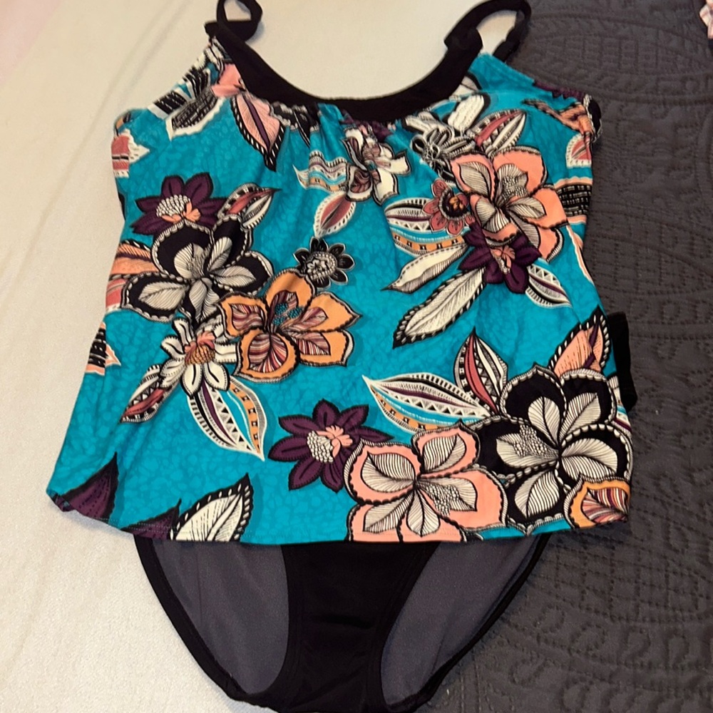 Coco reef bathing suit top